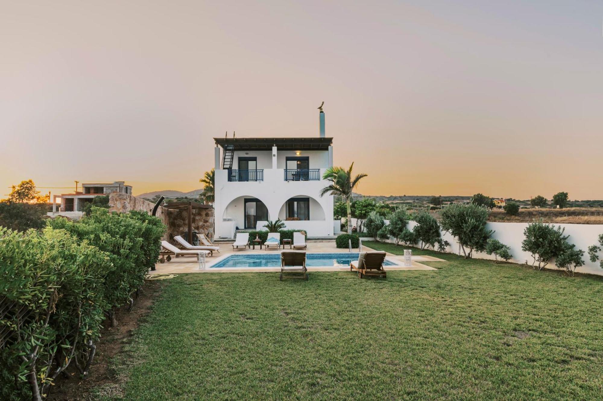 Villa Deep Blue Lacónia Exterior foto