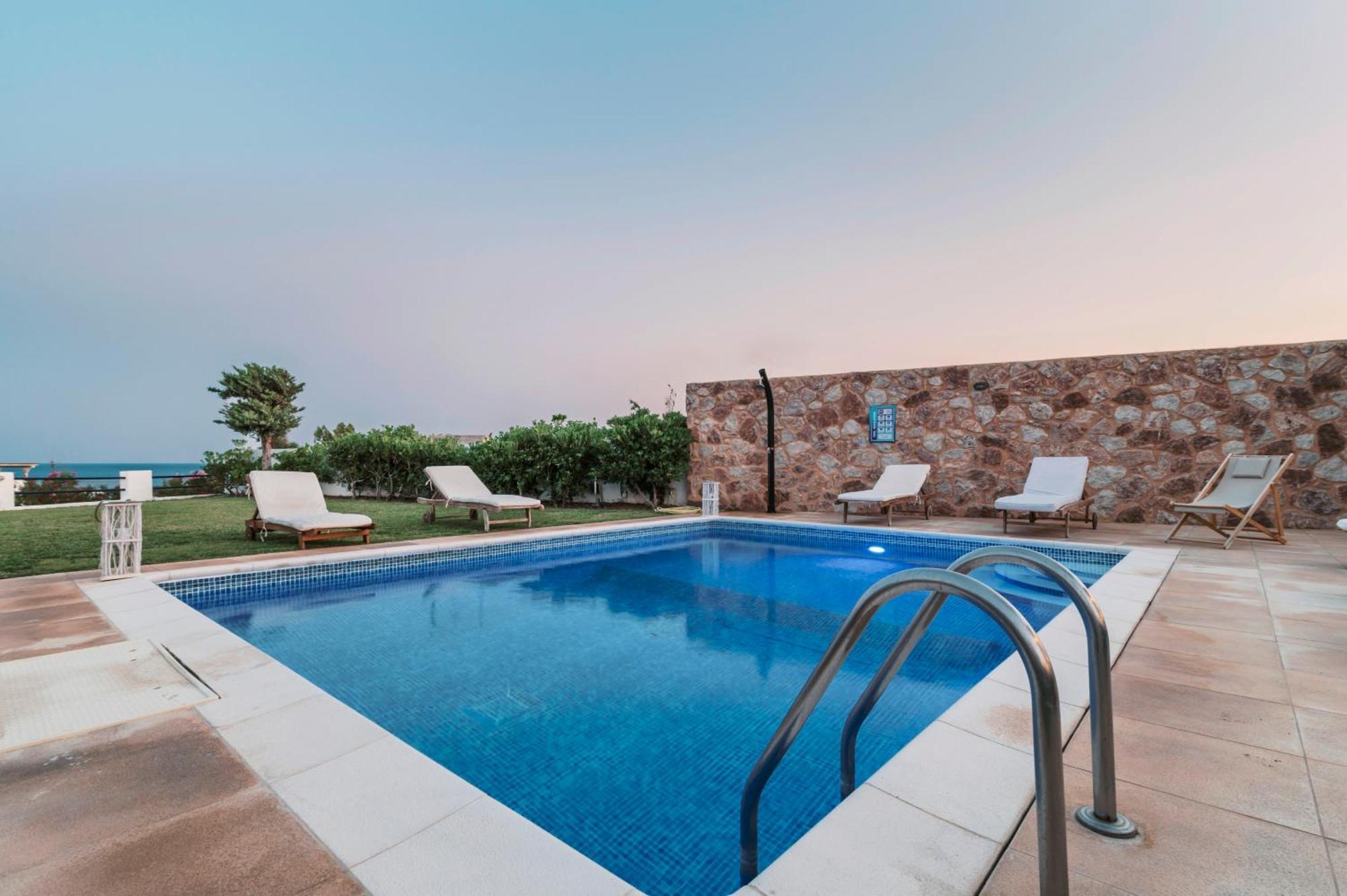 Villa Deep Blue Lacónia Exterior foto